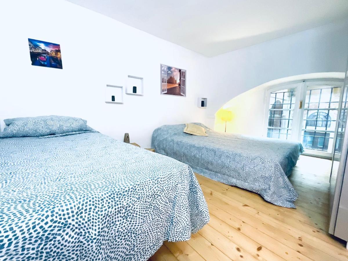 Apartment In 3 Minutes From Duomo Ingresso Via Dei Piatti Milano Dış mekan fotoğraf
